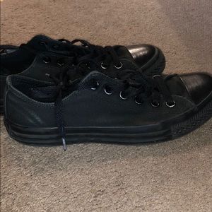 Used All Black Converse